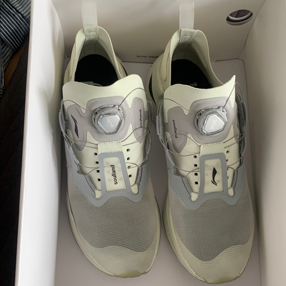 Soulland Gray Athletic Shoes with BOA System